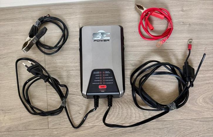 SC POWER Acculader 12V, Auto-onderdelen, Accu's en Toebehoren, Gebruikt, Ophalen of Verzenden