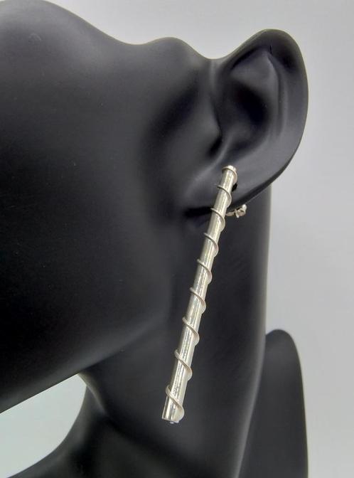 Zilveren design oorbellen in staafvorm, 925, Sieraden, Tassen en Uiterlijk, Oorbellen, Nieuw, Knopjes of Stekers, Zilver, Zilver