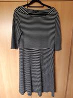 Leuke, zwart/witte jurk van Comma, maat 42, Kleding | Dames, Jurken, Zwart, Maat 42/44 (L), Zo goed als nieuw, Knielengte