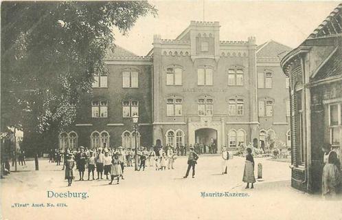 (380-721-011) Doesburg Mauritz Kazerne, Verzamelen, Ansichtkaarten | Nederland, Gelderland, Verzenden