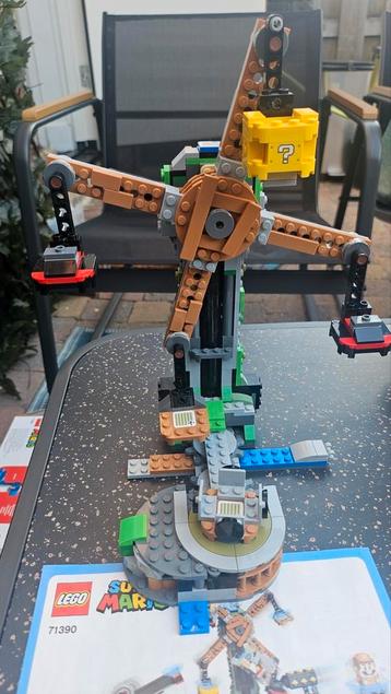 Super Mario Lego: Uitbreidingsset: ruzie met Reznors   beschikbaar voor biedingen
