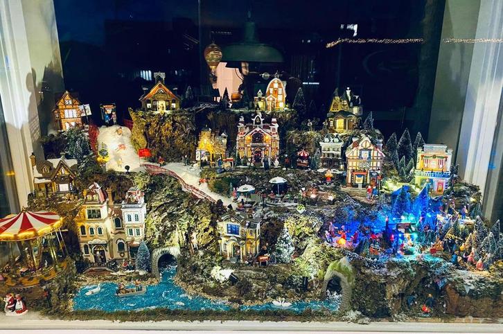 Compleet kerstdorp!, Diversen, Kerst, Zo goed als nieuw, Ophalen
