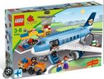 Duplo vliegveld 5595, Kinderen en Baby's, Speelgoed | Duplo en Lego, Duplo, Ophalen of Verzenden, Zo goed als nieuw