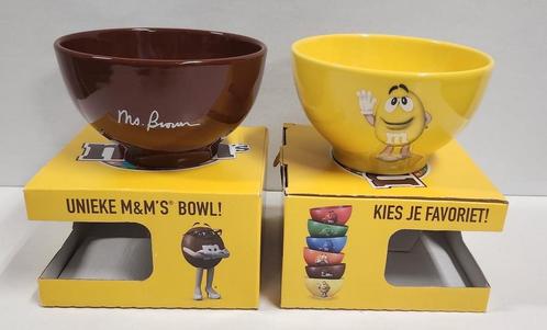 2 M&M schaaltjes 2 stuks €9,90, Huis en Inrichting, Keuken | Servies, Nieuw, Schaal of Schalen, Overige stijlen, Ophalen of Verzenden