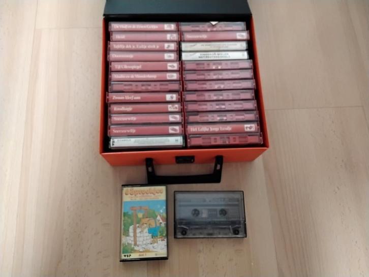 Cassettebandjes met luistersprookjes en dergelijke., Cd's en Dvd's, Cassettebandjes, Gebruikt, Voorbespeeld, Overige genres, 2 t/m 25 bandjes