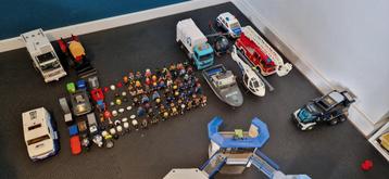 Grote partij Playmobil – Politie, Hulpdiensten & Voertuigen beschikbaar voor biedingen