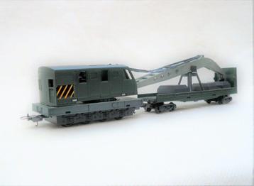 Lima Italy 4 assige railkraan + ondersteuningswagen. beschikbaar voor biedingen