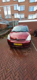 Toyota Corolla Verso 1.6 Vvt-i 5P 2007 Rood, Auto's, 65 €/maand, 450 kg, 4 cilinders, Origineel Nederlands