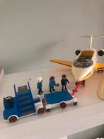 Playmobiel vliegtuig met 2 katretjes en 5 poppetjes, Ophalen of Verzenden, Zo goed als nieuw