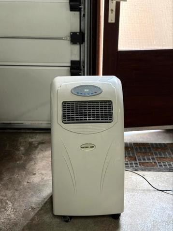 Mobiele Airco met vaste buiten unit beschikbaar voor biedingen