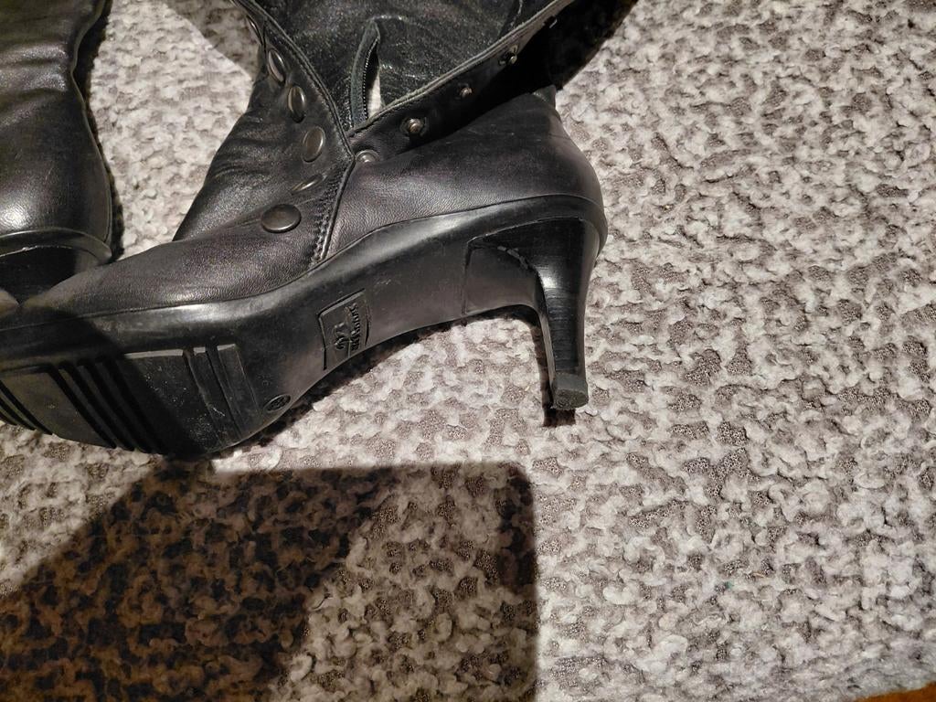 Echt leren punt laarzen maat 38, Kleding | Dames, Schoenen, Ophalen of Verzenden, Zo goed als nieuw, Zwart, Hoge laarzen