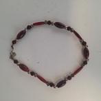 Korte bordeauxrode-zwart-zilveren kralenketting, Sieraden, Tassen en Uiterlijk, Kettingen, Ophalen of Verzenden, Zo goed als nieuw