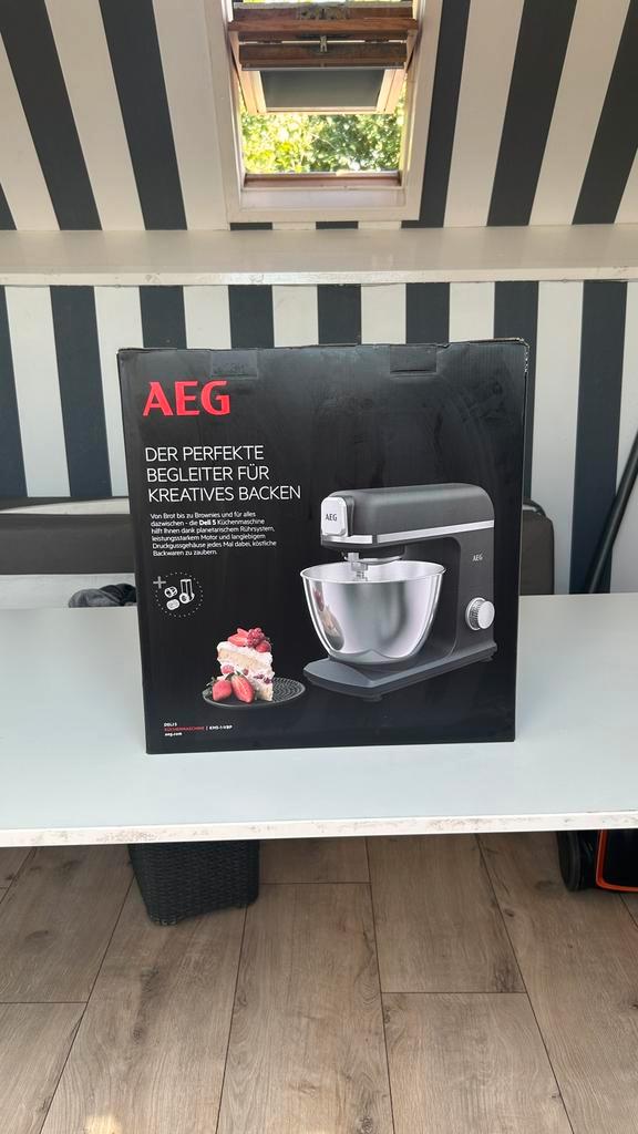 Nooit gebruikt; AEG Keukenmachine Deli 5 km5-1-vbp, Witgoed en Apparatuur, Keukenmixers, Zo goed als nieuw, Ophalen