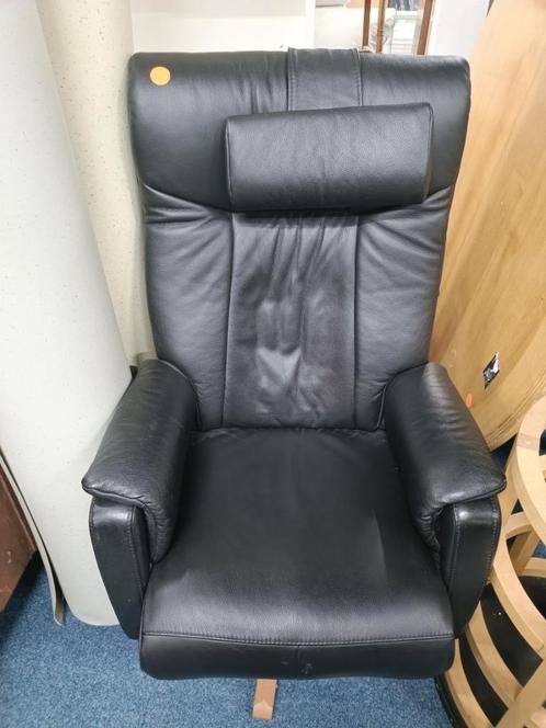 sta op stoel, Huis en Inrichting, Fauteuils, Gebruikt, Leer, 50 tot 75 cm, 75 tot 100 cm, Ophalen