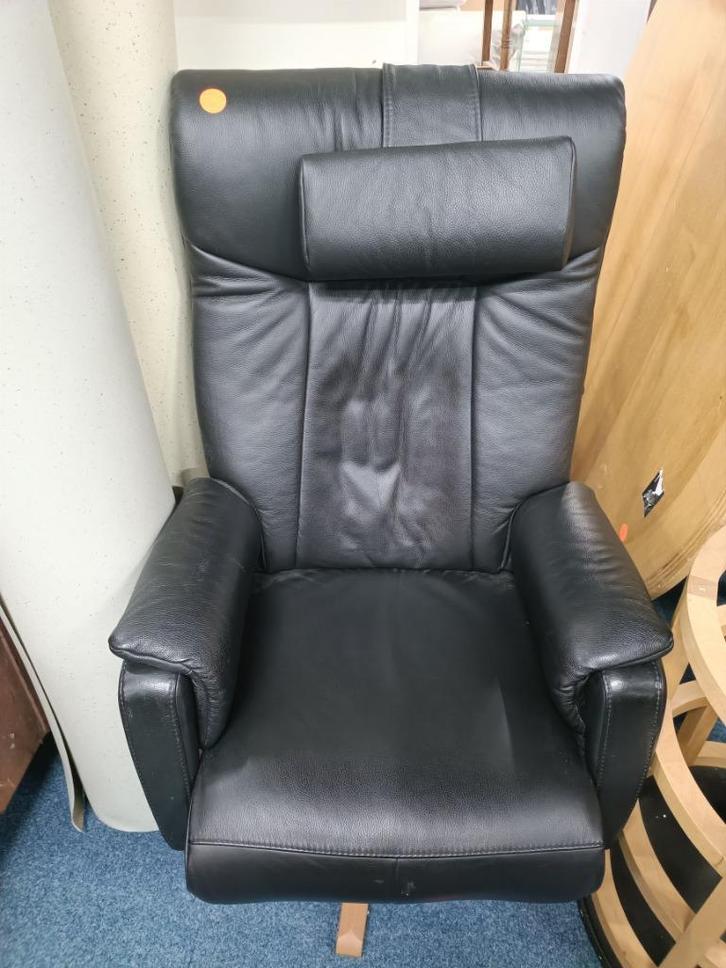 sta op stoel, Huis en Inrichting, Fauteuils, Gebruikt, Leer, 50 tot 75 cm, 75 tot 100 cm, Ophalen
