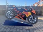 Kartonnen red bull motor, Ophalen