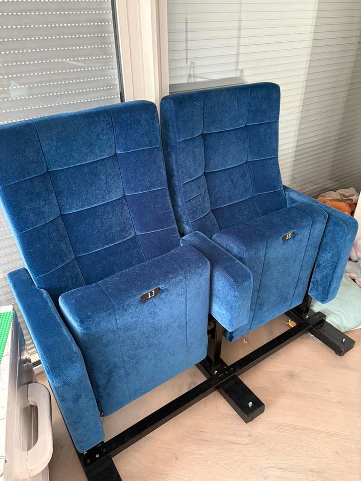 Bioscoopstoelen donkerblauw 3 stuks, Huis en Inrichting, Fauteuils, Zo goed als nieuw, Stof, 125 cm of meer, Minder dan 75 cm
