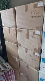 8 STEVIGE KARTONNEN DOZEN, Ophalen