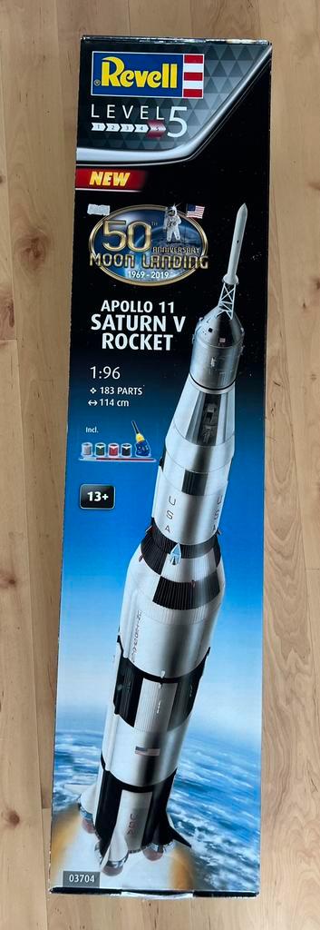 Revell Saturn V bouwdoos 50 jaar maanlanding, Hobby en Vrije tijd, Modelbouw | Overige, Zo goed als nieuw, 1:50 tot 1:144, Ophalen of Verzenden