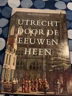 Utrecht door de eeuwen heen, Ophalen of Verzenden, Gelezen, Overige onderwerpen