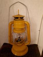 Stormlantaarn olielamp stormlamp geel 28 cm, Ophalen of Verzenden