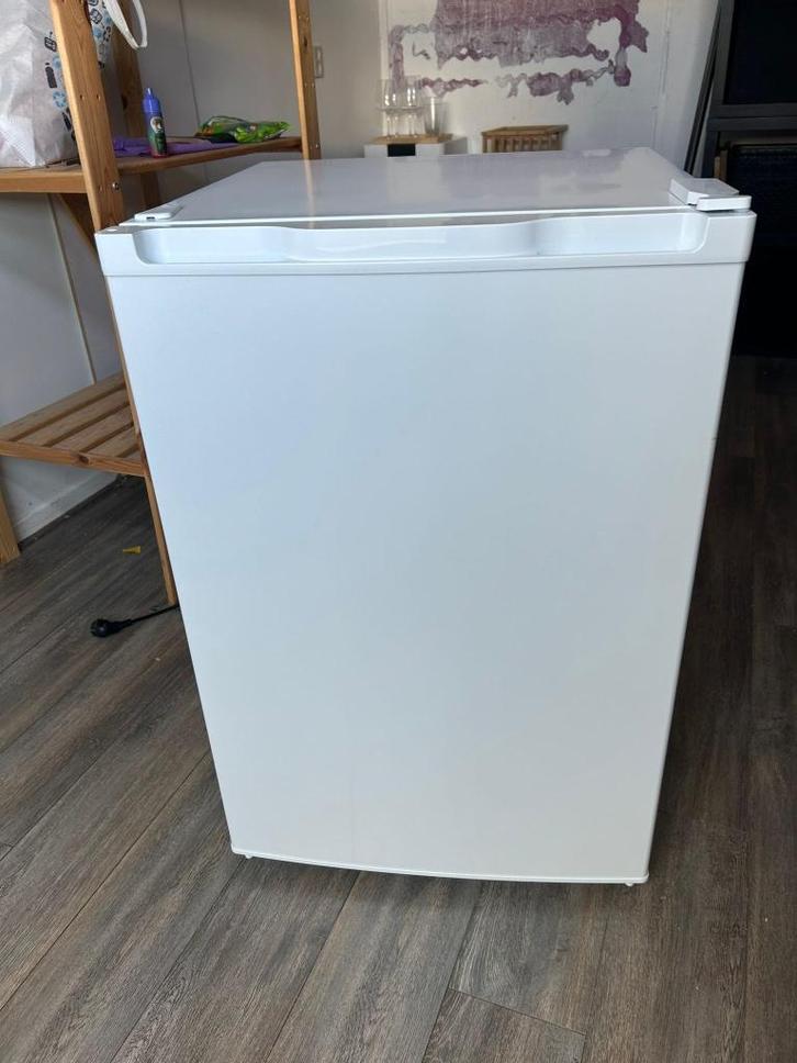 Koelvriescombinatie Ikea tafelmodel, Witgoed en Apparatuur, Koelkasten en IJskasten, Zo goed als nieuw, Met vriesvak, 75 tot 100 liter