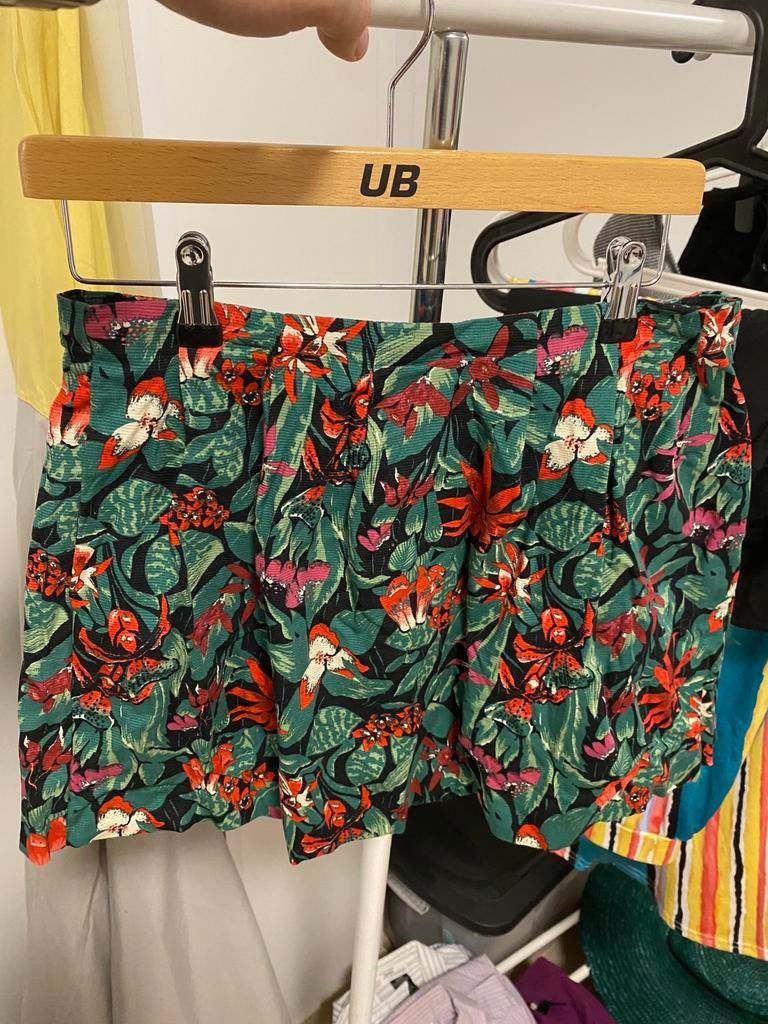 Zara rok met bloemenprint - Maat M, Kleding | Dames, Rokken, Maat 38/40 (M), Overige kleuren, Ophalen of Verzenden, Zo goed als nieuw
