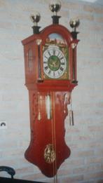 Fries Kantoortje, 19e eeuw in rode mekrap kast., Antiek en Kunst, Antiek | Koper en Brons, Ophalen