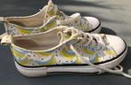 Sneakers maat 36; bananenprint geel/l-blauw, Kleding | Dames, Overige kleuren, Ophalen of Verzenden, Sneakers of Gympen, Gedragen