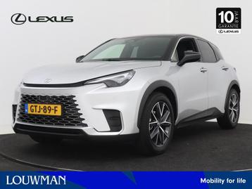 Lexus LBX 1.5 Hybrid Emotion | Lexus Link Pro Navigatie | St beschikbaar voor biedingen