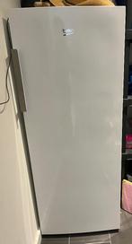 Diepvries Beko 6 lades, Zo goed als nieuw, 140 tot 160 cm, Ophalen, Vrieskast