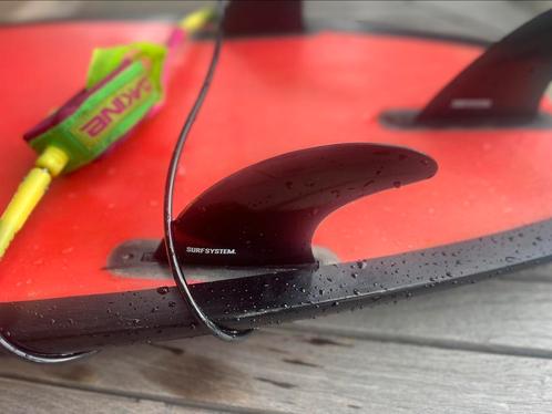 Roze CUSTOM Kitesurf Board Dames RICKY SHAPES Tarifa 4”9, Hobby en Vrije tijd, Modelbouw | Radiografisch | Overige, Gebruikt, Ophalen of Verzenden