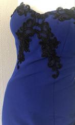 Elegante blauwe jurk met kant, Maat 38/40 (M), Blauw, Ophalen of Verzenden, Zo goed als nieuw