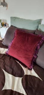 Sierkussen Bordeauxrood met Franjes 45x45 Xenos, Ophalen of Verzenden, Zo goed als nieuw, Rood, Vierkant