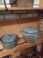 Twee emaille pannen, Antiek en Kunst, Antiek | Emaille, Ophalen of Verzenden