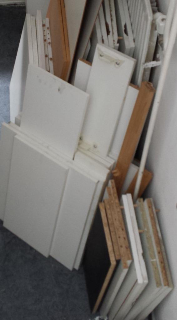 Witte KeukenKast Planken, Huis en Inrichting, Keuken | Keukenelementen, Zo goed als nieuw, Ophalen of Verzenden