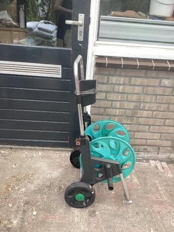 Haspelwagen met gardena aansluiting voor tuinslang beschikbaar voor biedingen
