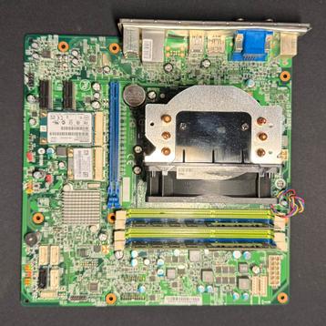 Asus Predator moederboard, geheugen en 500w voeding beschikbaar voor biedingen