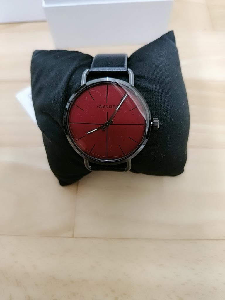 Nieuwe dameshorloge merk Calvin klein (batterij moet verv,), Sieraden, Tassen en Uiterlijk, Horloges | Dames, Overige merken, Leer
