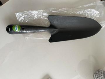 Nieuw  tuinschepje van het merk Aveve. beschikbaar voor biedingen