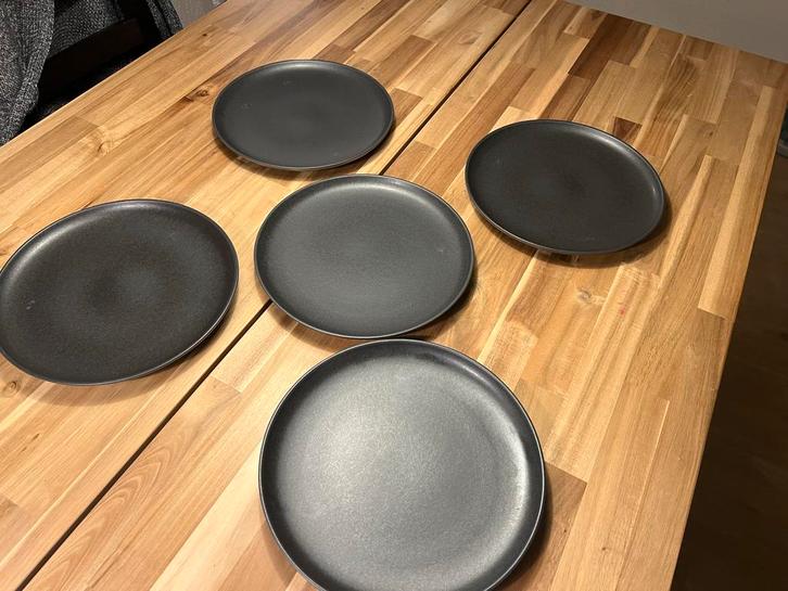 Set van 5 Dinerborden - Casa SKY, Huis en Inrichting, Keuken | Servies, Gebruikt, Bord(en), Effen, Keramiek, Ophalen of Verzenden