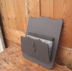 Post kranten bak rek grijs brocante lectuur Schaap Gemert, Huis en Inrichting, Woonaccessoires | Krantenbakken en Lectuurbakken
