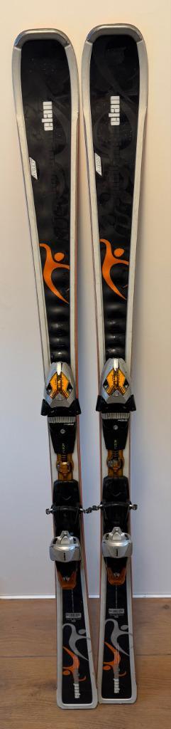 Nette set skies 152 cm Elan Fusion geen afgeragde huurskies! beschikbaar voor biedingen