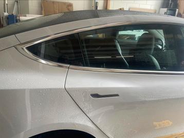 Tesla carwrap/ window tint / ontchrome/custom designs beschikbaar voor biedingen