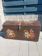 Oude dekenkist, Ophalen