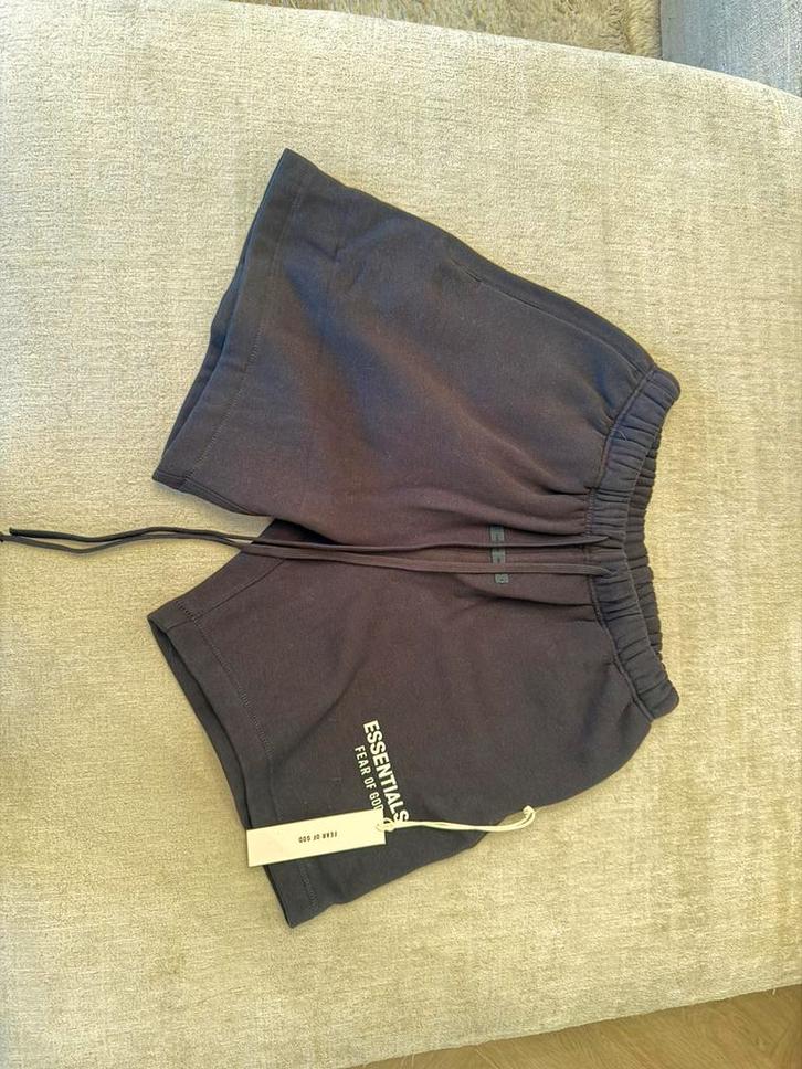 Essentials Fear of God Shorts - Maat XS, Kleding | Heren, Broeken en Pantalons, Nieuw, Maat 46 (S) of kleiner, Zwart, Ophalen of Verzenden