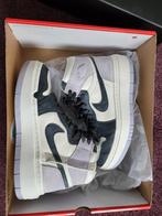 Nike air Jordan maat 40,5 platform, Ophalen of Verzenden, Zo goed als nieuw, Sneakers of Gympen