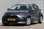 Toyota Yaris 1.5 Hybrid Active Navi / Carplay / Camera, Stof, Gebruikt, Zwart, 26 km/l