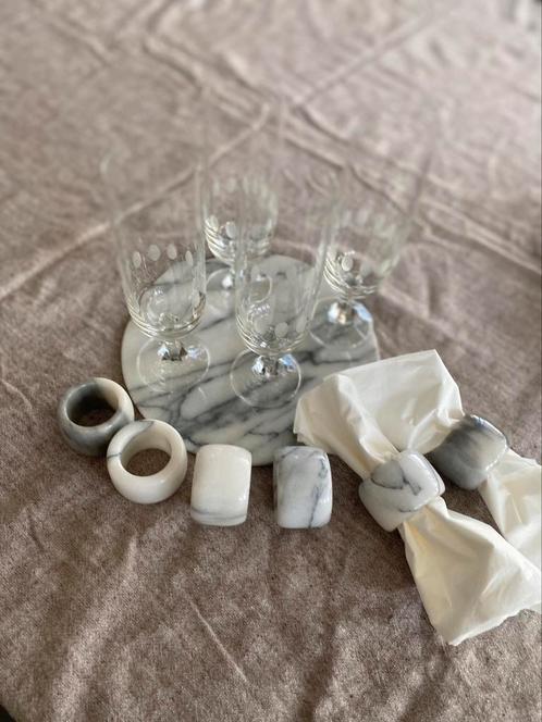 Vintage marmeren servetringen en onderzetters, Huis en Inrichting, Keuken | Servies, Zo goed als nieuw, Overige typen, Overige stijlen