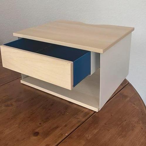 NIEUW Stomsö IKEA nachtkastje, Huis en Inrichting, Slaapkamer | Nachtkastjes, Zo goed als nieuw, Minder dan 55 cm, Minder dan 45 cm